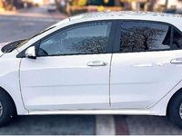 Gebraucht Kia Rio DREAM-TEAM Edition 101 PS (74 kW) 2019 Weiß Kleinwagen