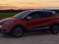 Gebraucht Renault Captur Luxe 90 PS (66 kW) 2015 Orange SUV