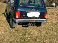 Gebraucht Lada Taiga 83 PS (61 kW) 2018 Grün SUV