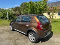 Gebraucht Dacia Sandero Stepway 84 PS (61 kW) 2012 Braun Limousine