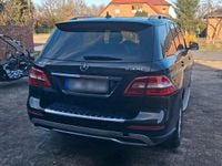 Gebraucht Mercedes ML350 260 PS (191 kW) 2011 Schwarz SUV