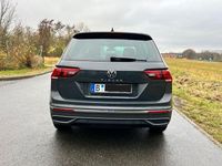 Gebraucht VW Tiguan 150 PS (110 kW) 2021 Grau SUV