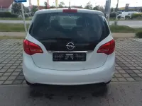 Gebraucht Opel Meriva Edition 110 PS (80 kW) 2012 Weiß Van / Kleinbus