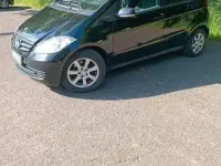 Gebraucht Mercedes A160 95 PS (69 kW) 2011 Schwarz Kleinwagen