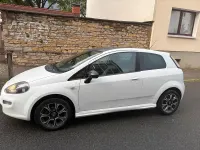Gebraucht Fiat Punto 68 PS (50 kW) 2013 Weiß Kleinwagen