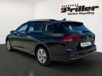 Second-hand VW Golf VIII Life 150 CP (110 kW) 2022 Negru Break