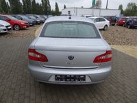 Gebraucht Skoda Superb Ambition 160 PS (117 kW) 2010 Silber metallic Limousine