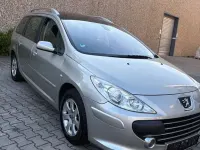 Gebraucht Peugeot 307 Premium 109 PS (80 kW) 2007 Grau Limousine