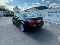 Gebraucht BMW 330 245 PS (180 kW) 2009 Schwarz Limousine