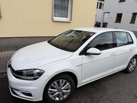 Gebraucht VW Golf VII Highline 131 PS (96 kW) 2019 Limousine