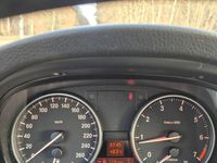 Gebraucht BMW 318 140 PS (102 kW) 2009 Grau Kombi