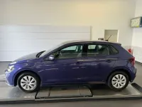 Gebraucht VW Polo Life 80 PS (58 kW) 2025 Vibrant violet metallic Kleinwagen
