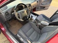 Gebraucht Volvo V40 116 PS (85 kW) 2001 Rot Kombi