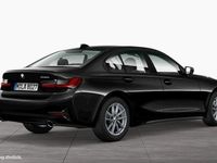 Gebraucht BMW 330 Advantage 258 PS (189 kW) 2022 Saphirschwarz Limousine