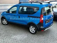 Gebraucht Dacia Dokker Stepway 131 PS (96 kW) 2021 Blau Van / Kleinbus