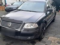 Gebraucht VW Passat 115 PS (84 kW) 2002 Schwarz Kombi
