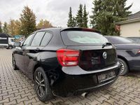 Gebraucht BMW 116 136 PS (100 kW) 2012 Schwarz Kleinwagen