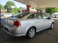Gebraucht Opel Vectra Edition 140 PS (102 kW) 2007 Silber Limousine