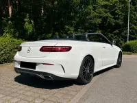 Gebraucht Mercedes E220 AMG 194 PS (142 kW) 2018 Weiß Cabrio