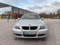 Second-hand BMW 318 2006 Argintiu Berlinǎ