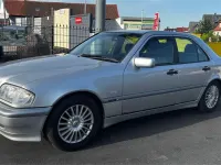 Gebraucht Mercedes C180 122 PS (89 kW) 1998 Silber Limousine