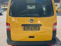 Second-hand VW Transporter 84 CP (61 kW) 2013 Galben Van