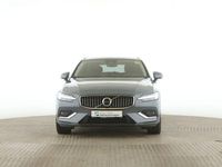 Gebraucht Volvo V60 197 PS (144 kW) 2023 Grau Kombi