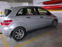 Gebraucht Mercedes B200 136 PS (100 kW) 2005 Grau Van / Kleinbus