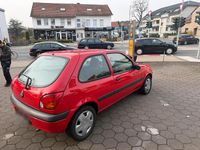 Gebraucht Ford Fiesta 50 PS (36 kW) 2000 Rot Kleinwagen