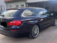 Gebraucht BMW 520 M Performance 184 PS (135 kW) 2012 Blau Kombi