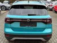 Gebraucht VW T-Cross Active 110 PS (80 kW) 2023 Blau SUV