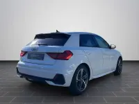 Gebraucht Audi A1 S-Line 116 PS (85 kW) 2025 Gletscherweiß metallic SUV