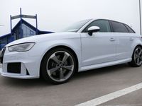 Gebraucht Audi RS3 Sport 367 PS (269 kW) 2016 Grau Limousine