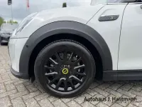 Gebraucht Mini Cooper SE Classic 135 kW (184 PS) 2021 Silber Kleinwagen
