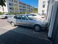 Gebraucht BMW 730 188 PS (138 kW) 1989 Silber Limousine
