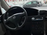 Gebraucht Opel Zafira Comfort 101 PS (74 kW) 2002 Rot Van / Kleinbus