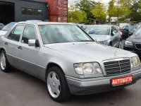 Brugt Mercedes E280 193 HK (141 kW) 1993 Sølv Sedan