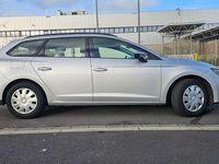 Usado Seat Leon ST Reference 86 HP (63 kW) 2016 Prateado Carrinha