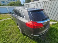 Gebraucht Opel Insignia 140 PS (102 kW) 2009 Schwarz Kombi
