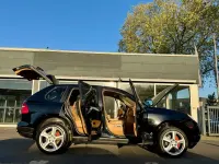 Second-hand Porsche Cayenne 290 CP (213 kW) 2010 Negru SUV