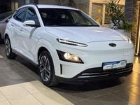 Gebraucht Hyundai Kona Select 100 kW (136 PS) 2022 Weiß SUV