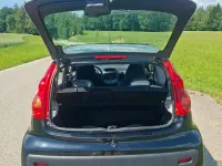 Gebraucht Peugeot 107 68 PS (50 kW) 2010 Schwarz Kleinwagen
