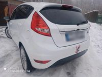 Gebraucht Ford Fiesta 60 PS (44 kW) 2011 Weiß Kleinwagen