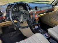 Gebraucht Mercedes 280 150 PS (110 kW) 1979 Rot Coupé
