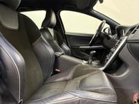 Gebraucht Volvo V60 R-Design 120 PS (88 kW) 2016 Grau Kombi