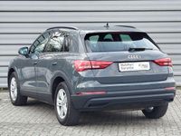 Gebraucht Audi Q3 Basis 195 PS (143 kW) 2019 Grau SUV