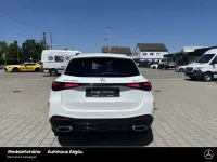 Gebraucht Mercedes GLC400d AMG 252 PS (185 kW) 2023 Unilack polarweiß SUV