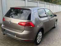 Gebraucht VW Golf VII Trendline 105 PS (77 kW) 2013 Grau Limousine