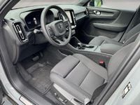 Używany Volvo EX40 Plus 175 kW (238 KM) 2026 Szary SUV