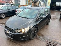 Gebraucht Chevrolet Aveo 86 PS (63 kW) 2013 Schwarz Kleinwagen